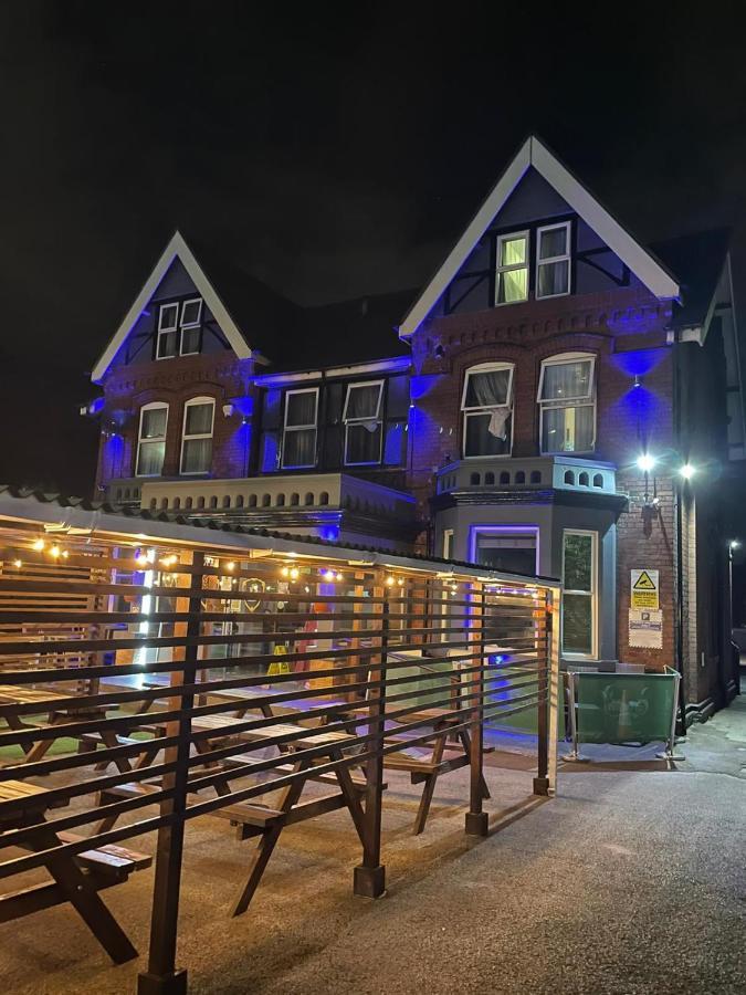 Bennetts Hotel 롱이튼 외부 사진