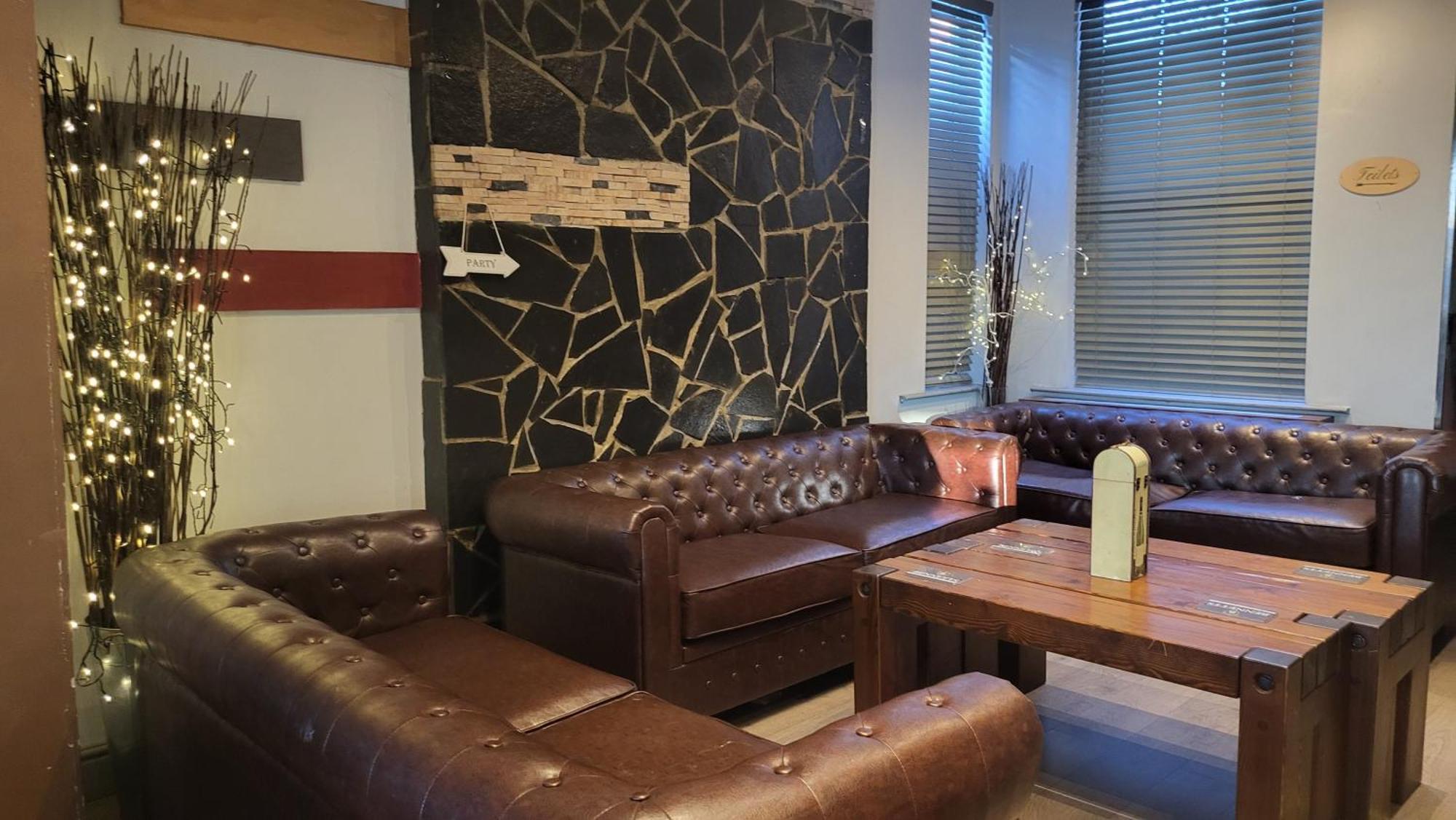 Bennetts Hotel 롱이튼 외부 사진